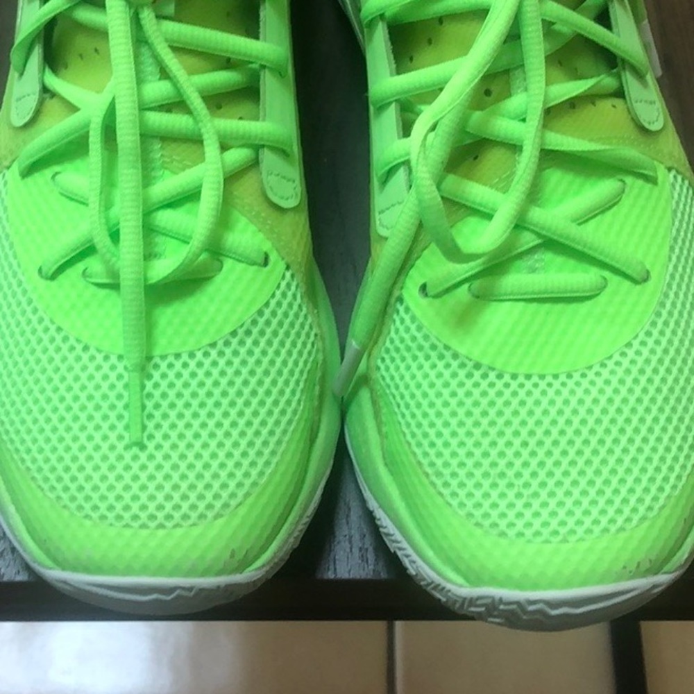 Under Armour x Stephen Curry 7 Sour Patch Kids Youth Lime Green Basketball Shoes - Picture 7 of 16
